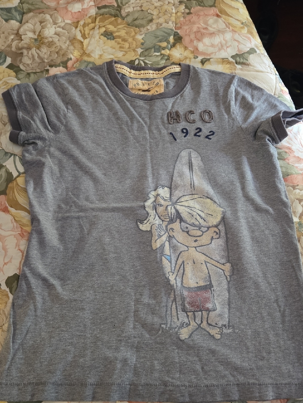 CO Light Gray Short Sleeve Surf Cartoon Tee with Blue and Red Accents
